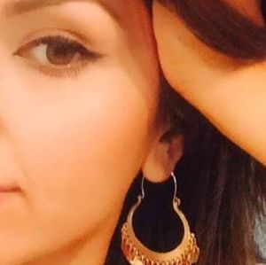 Meet your Posher, Afshan